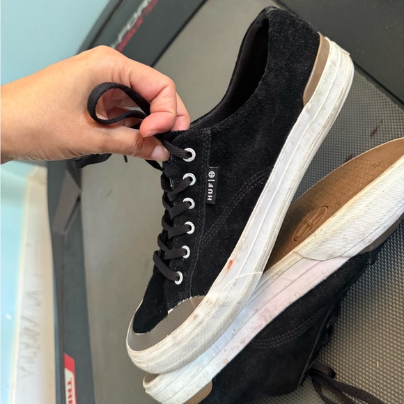 HUF Black Classic Lo Shoes Men’s Size 9 - Picture 6 of 8